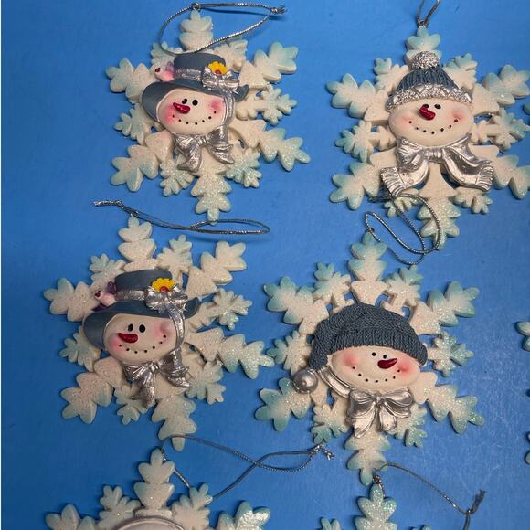 Vintage Snowman Snowflakes Ornaments Set of 12 Bright Christmas Decor - Picture 10 of 12